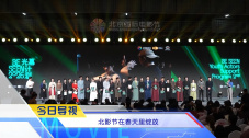 亚洲精品一二三区